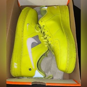 Mens Air Force 1 '07 LV8 'Overbranding' size 10.5